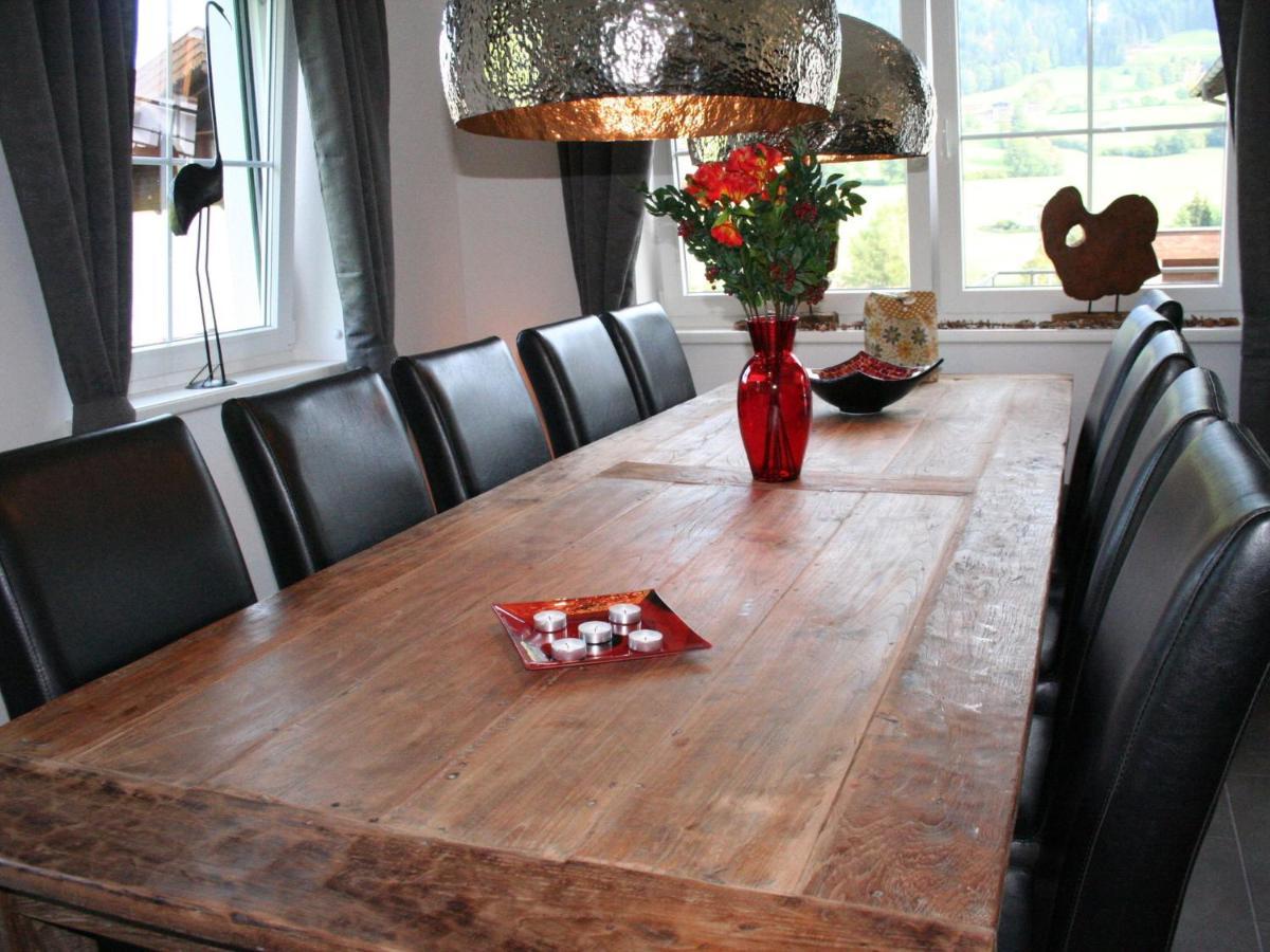 Luxurious Holiday Home With Terrace In Tyrol Brixen im Thale Buitenkant foto